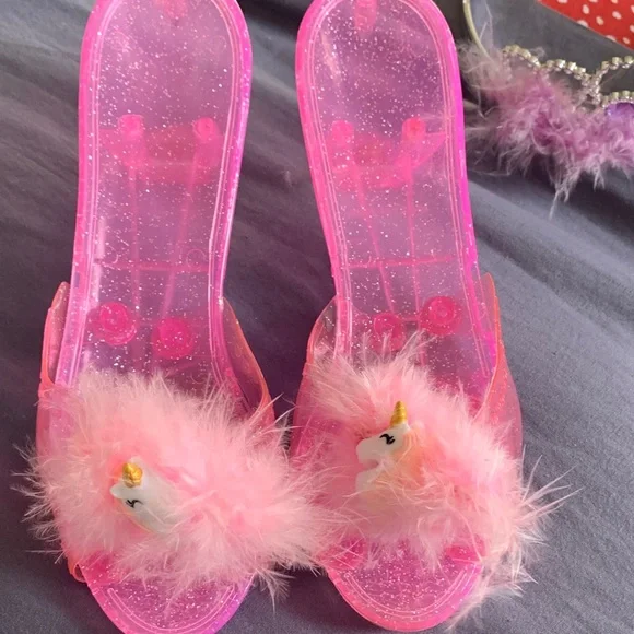 Disney Princess gown, tiaras and Shoes -Green and Purple - Picture 5 of 7